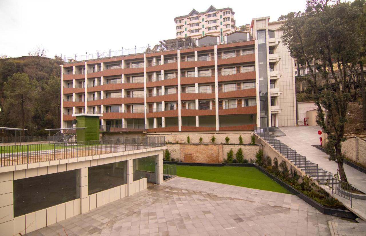 Golden Fern Resort Шимла Экстерьер фото