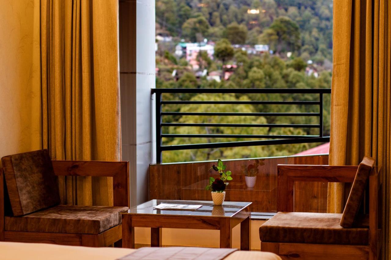 Golden Fern Resort Шимла Экстерьер фото