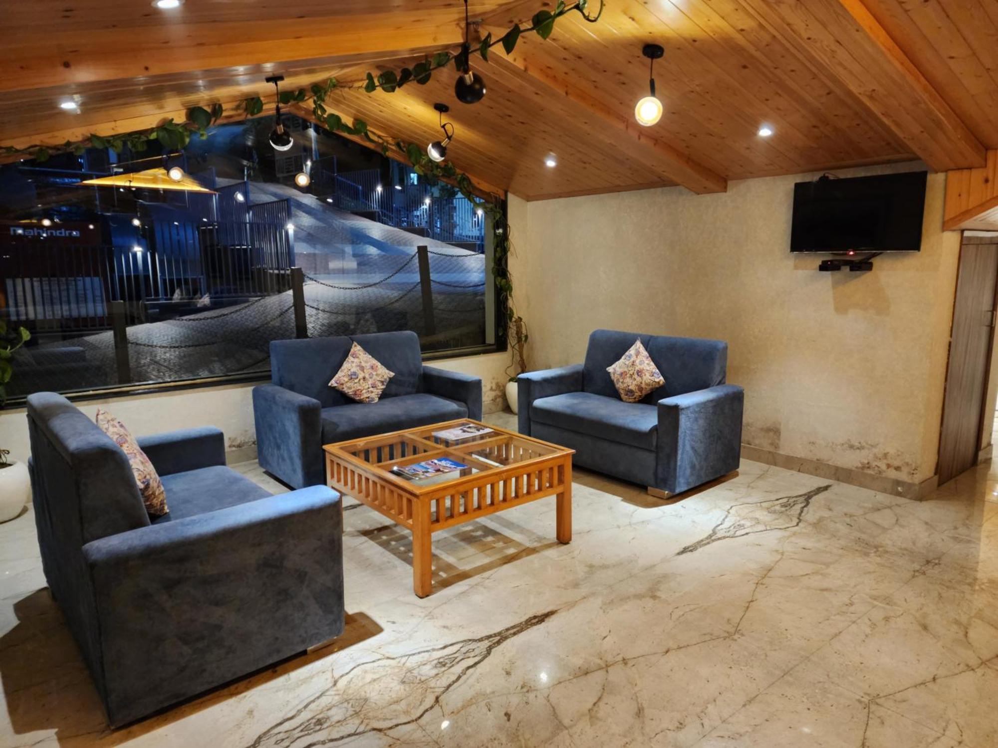 Golden Fern Resort Шимла Экстерьер фото